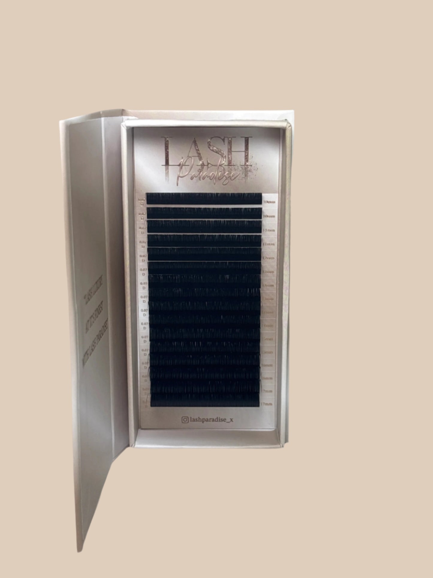 0.7 LUXURY LASH TRAYS